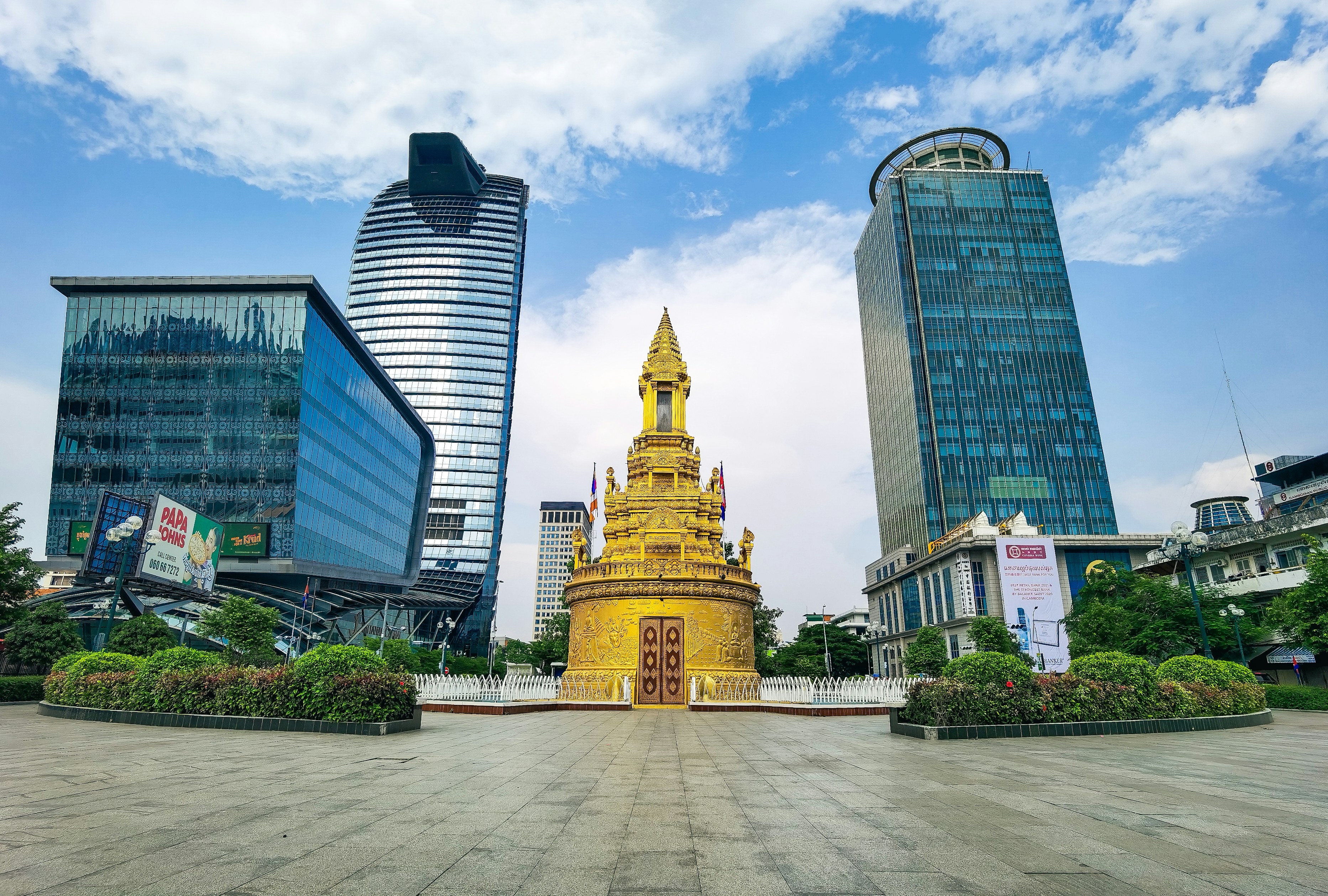 Phnom Penh — 16